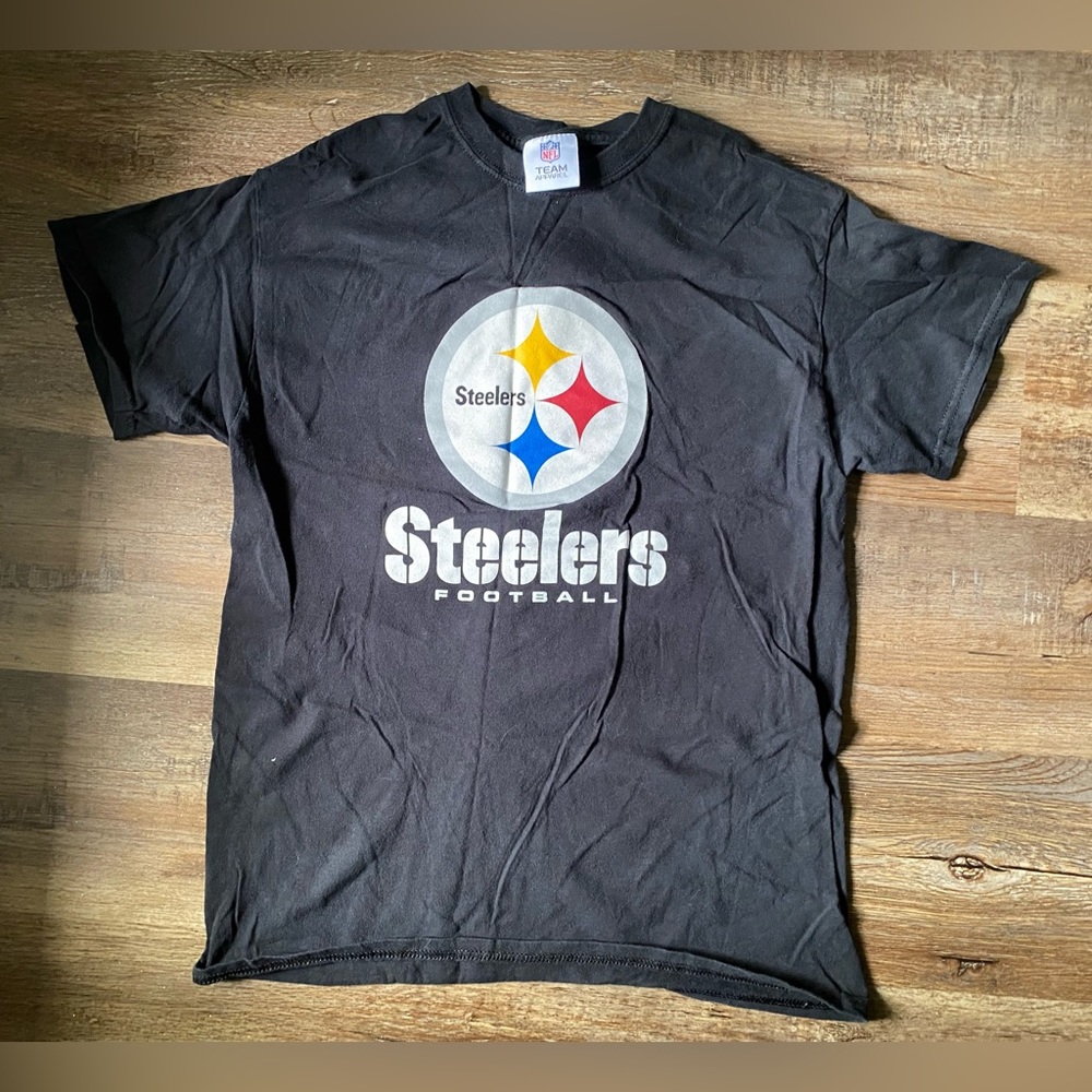 Pittsburgh Steelers T-Shirt Gray Men Medium NFL Team Apparel Short Sleeve Cotton